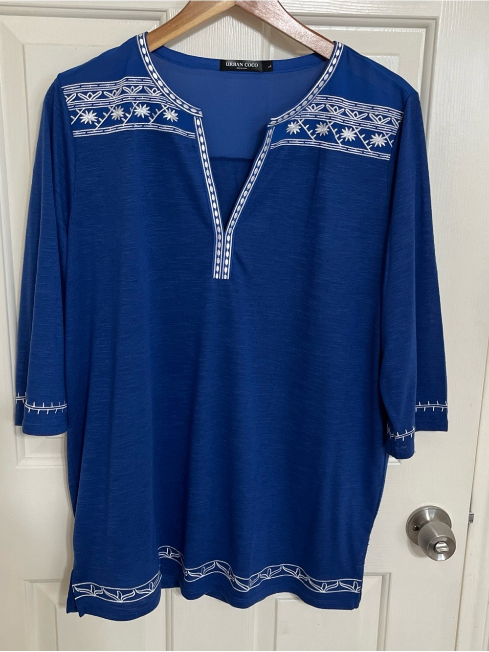 Blue Embroidered Split-Neck Women’s Top Large urban coco tunic boho 3/4 sleeve